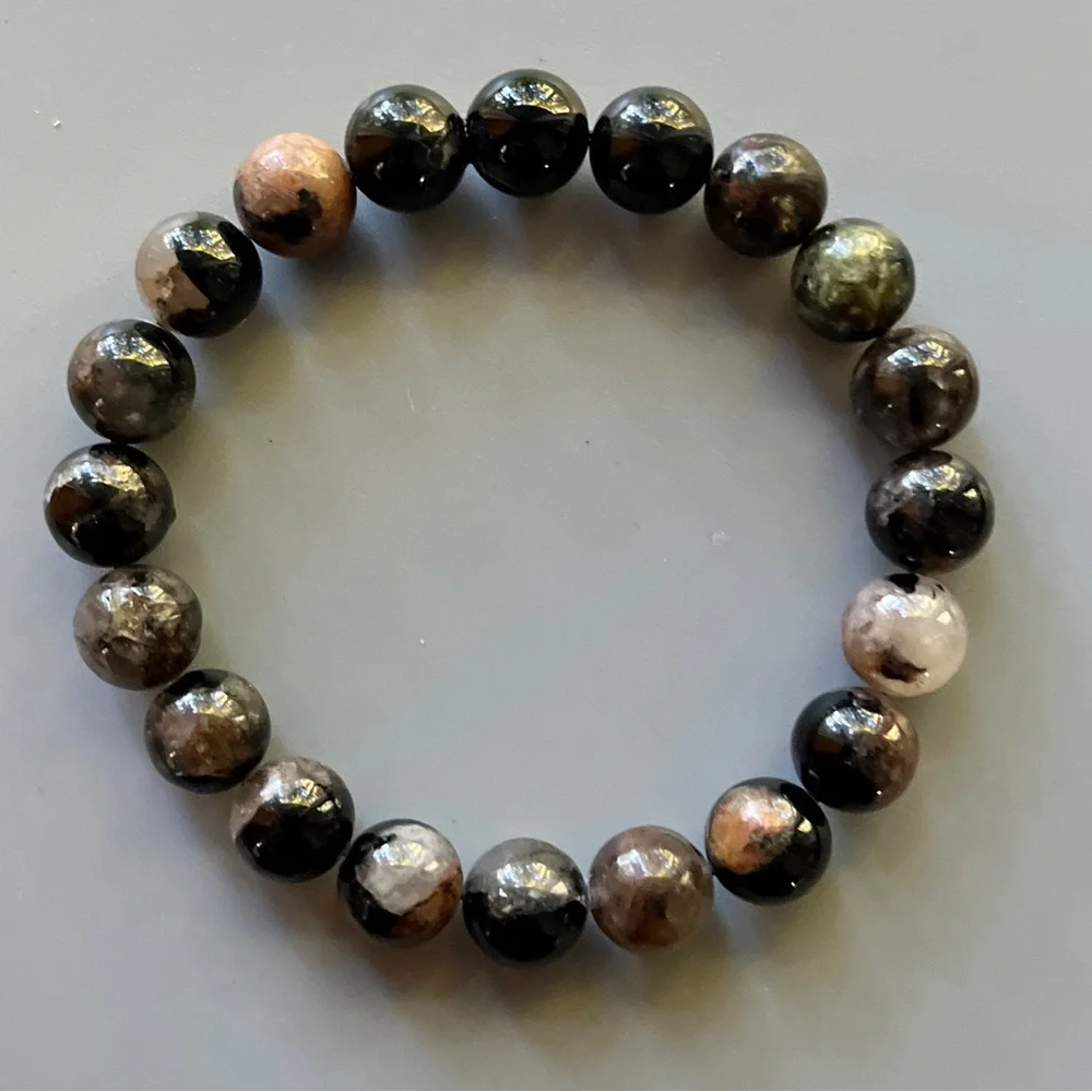 Natural Black Tourmaline Handcrafted Bead Bracelet - Picture 6 of 6